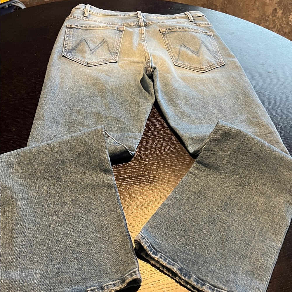 MOTHER Light Blue Ankle Crop Jeans - Picture 6 of 8